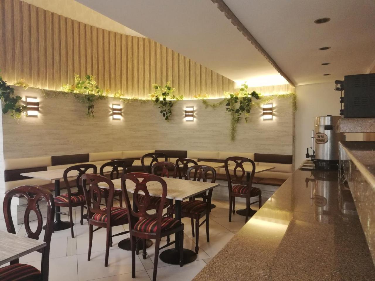 Hotel Montecarlo סנטיאגו מראה חיצוני תמונה