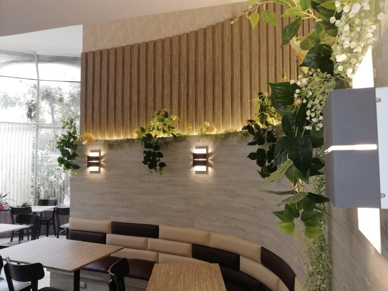 Hotel Montecarlo סנטיאגו מראה חיצוני תמונה