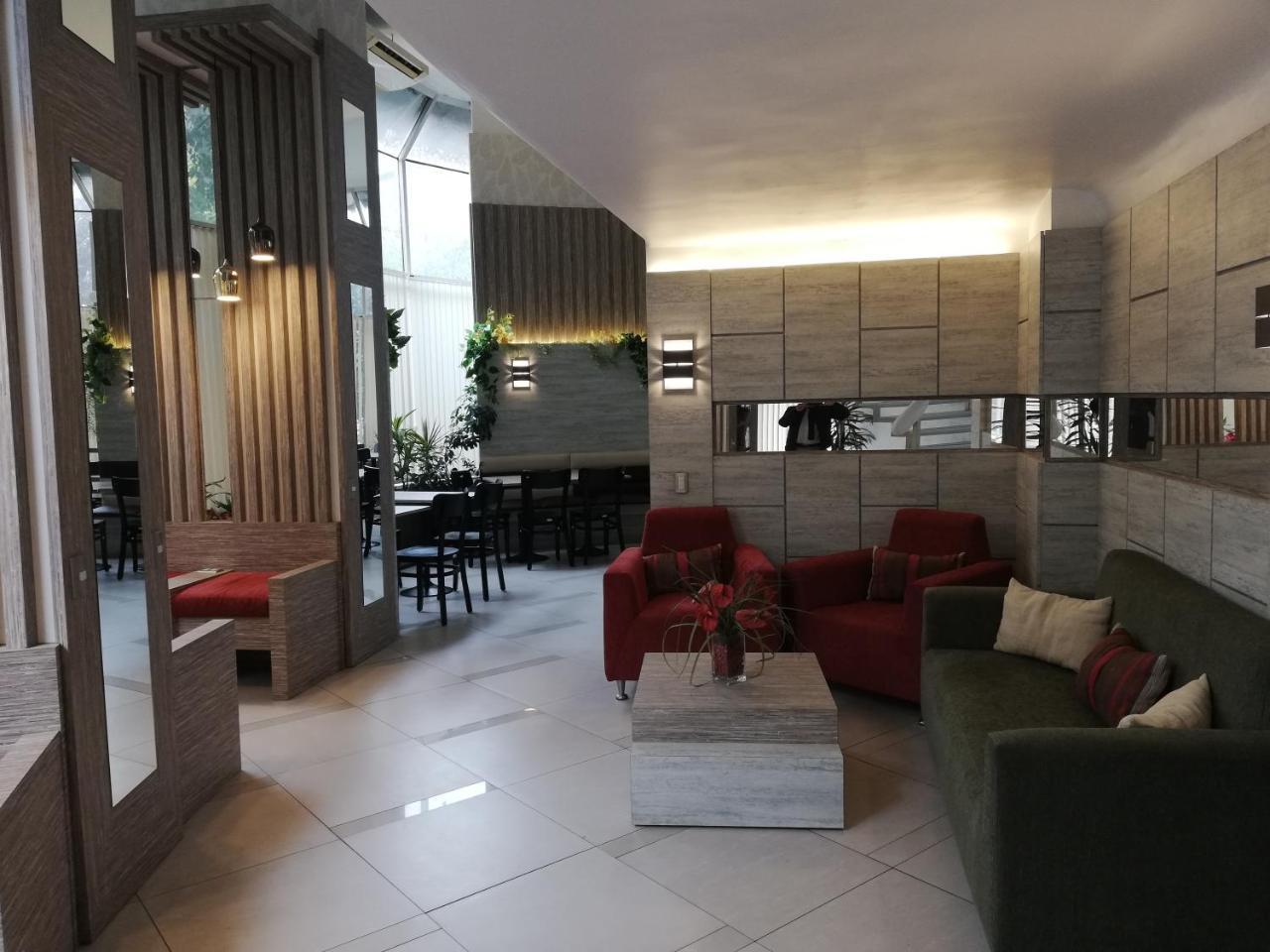 Hotel Montecarlo סנטיאגו מראה חיצוני תמונה