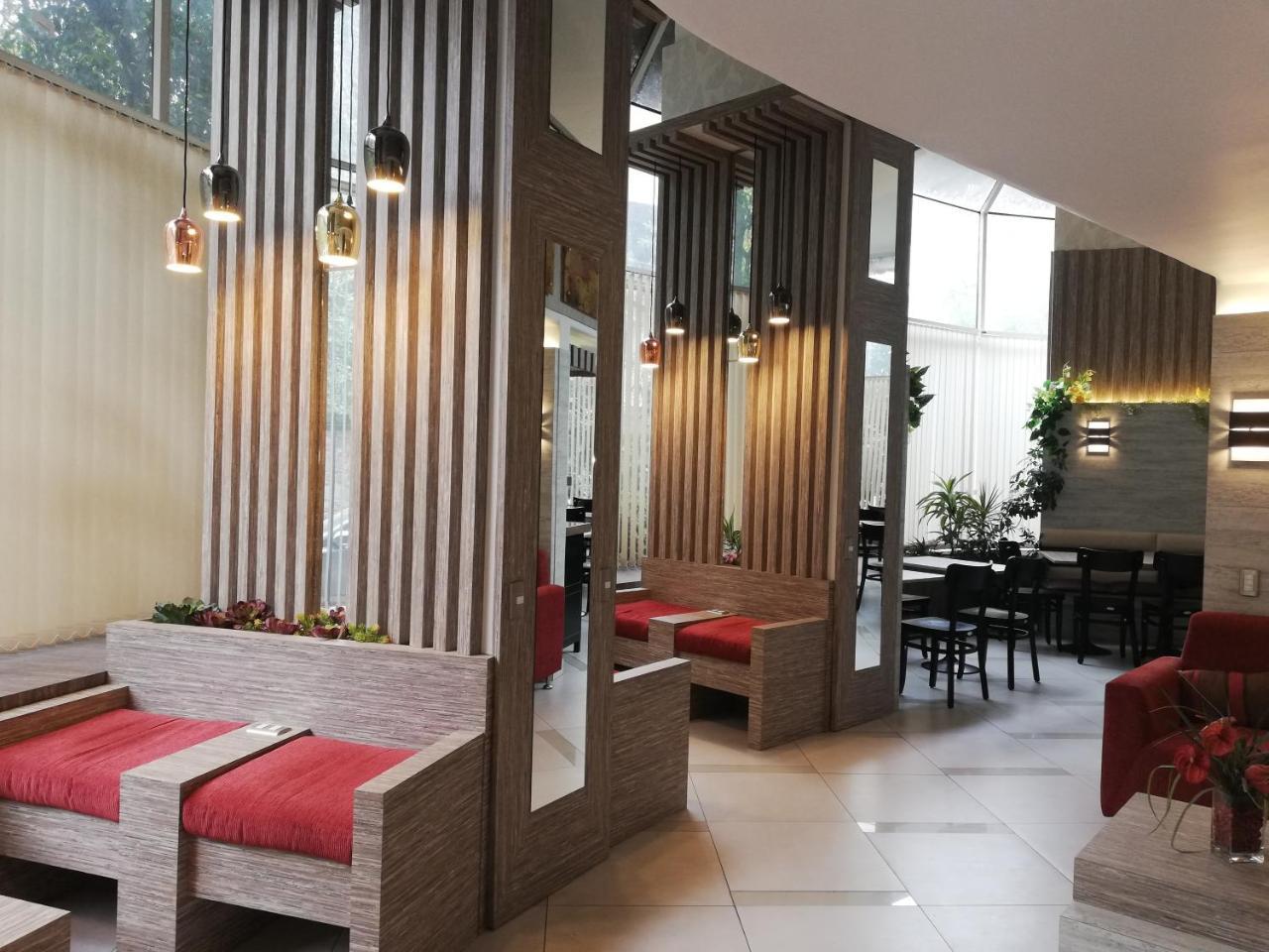 Hotel Montecarlo סנטיאגו מראה חיצוני תמונה
