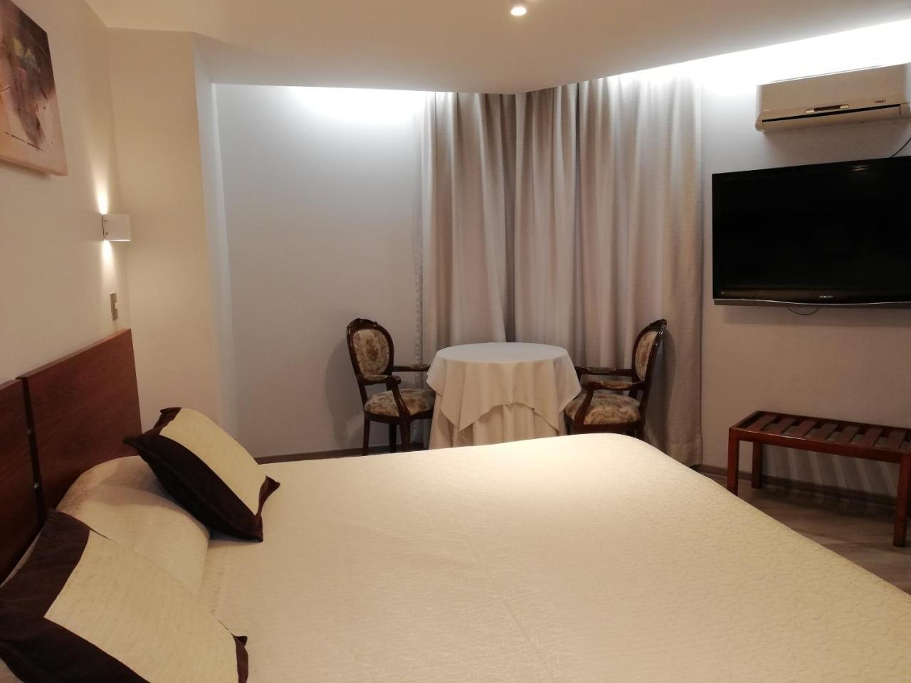 Hotel Montecarlo סנטיאגו מראה חיצוני תמונה